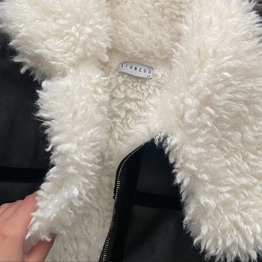 Lioness PU FAUX FUR LINED LEATHER JACKET - Picture 3 of 9